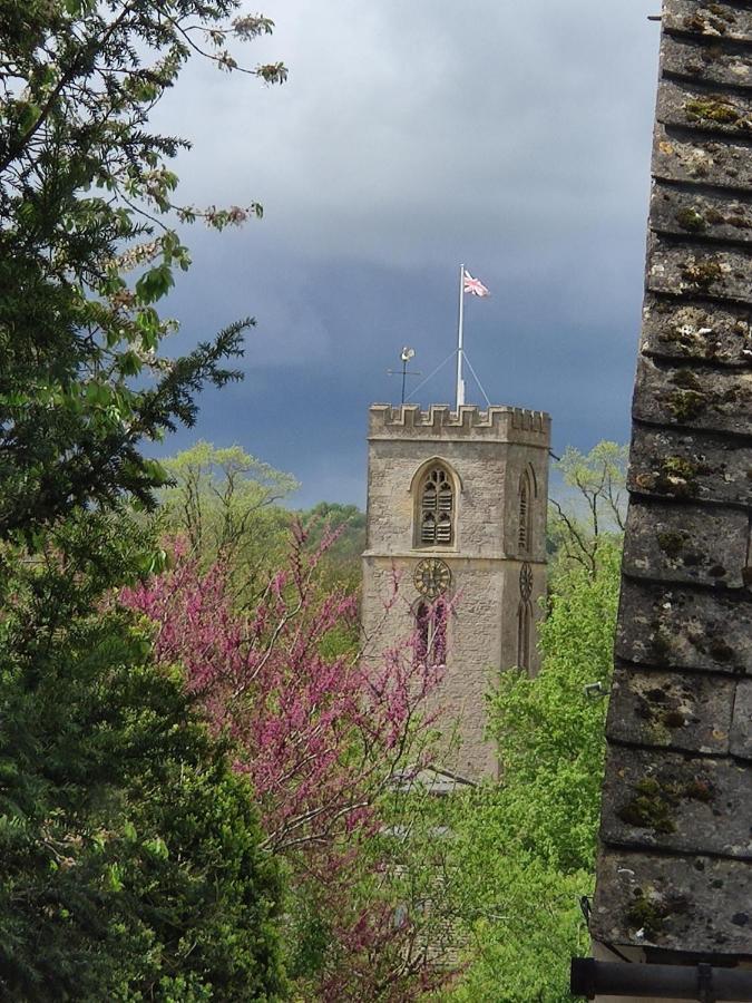 Spacious 1-Bed Apartment With Super King Or Twin In Central Charlbury, Cotswolds 外观 照片